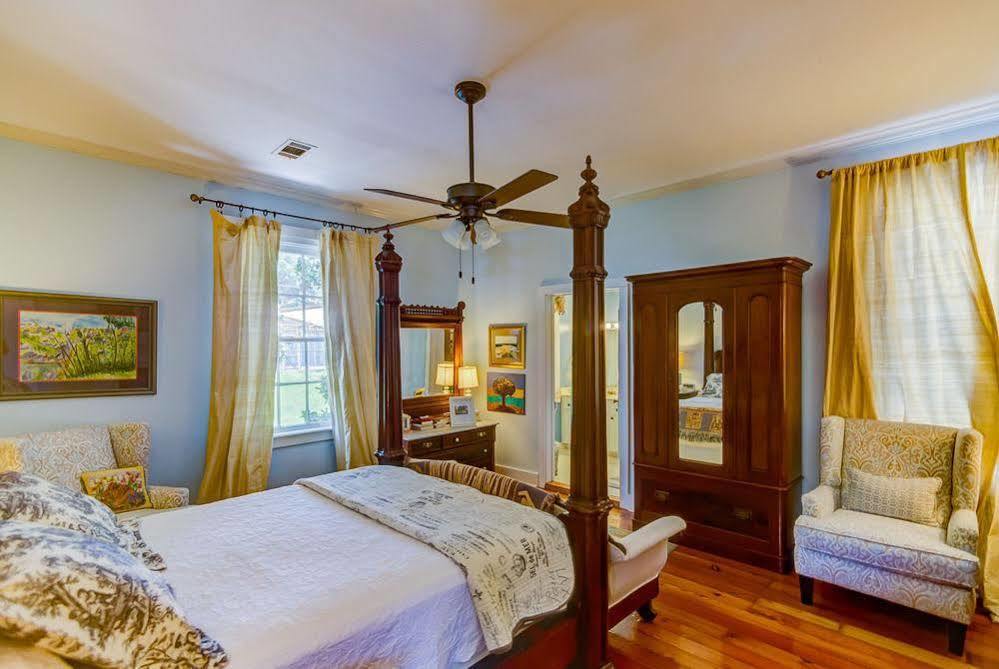 Steele Cottage Виксбърг Екстериор снимка